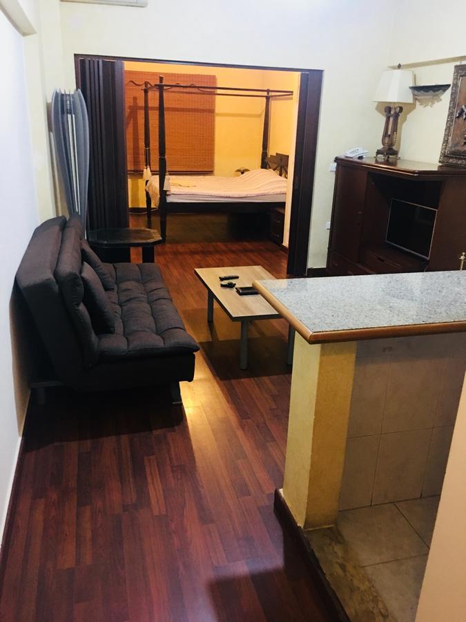 Divan Apartment *
